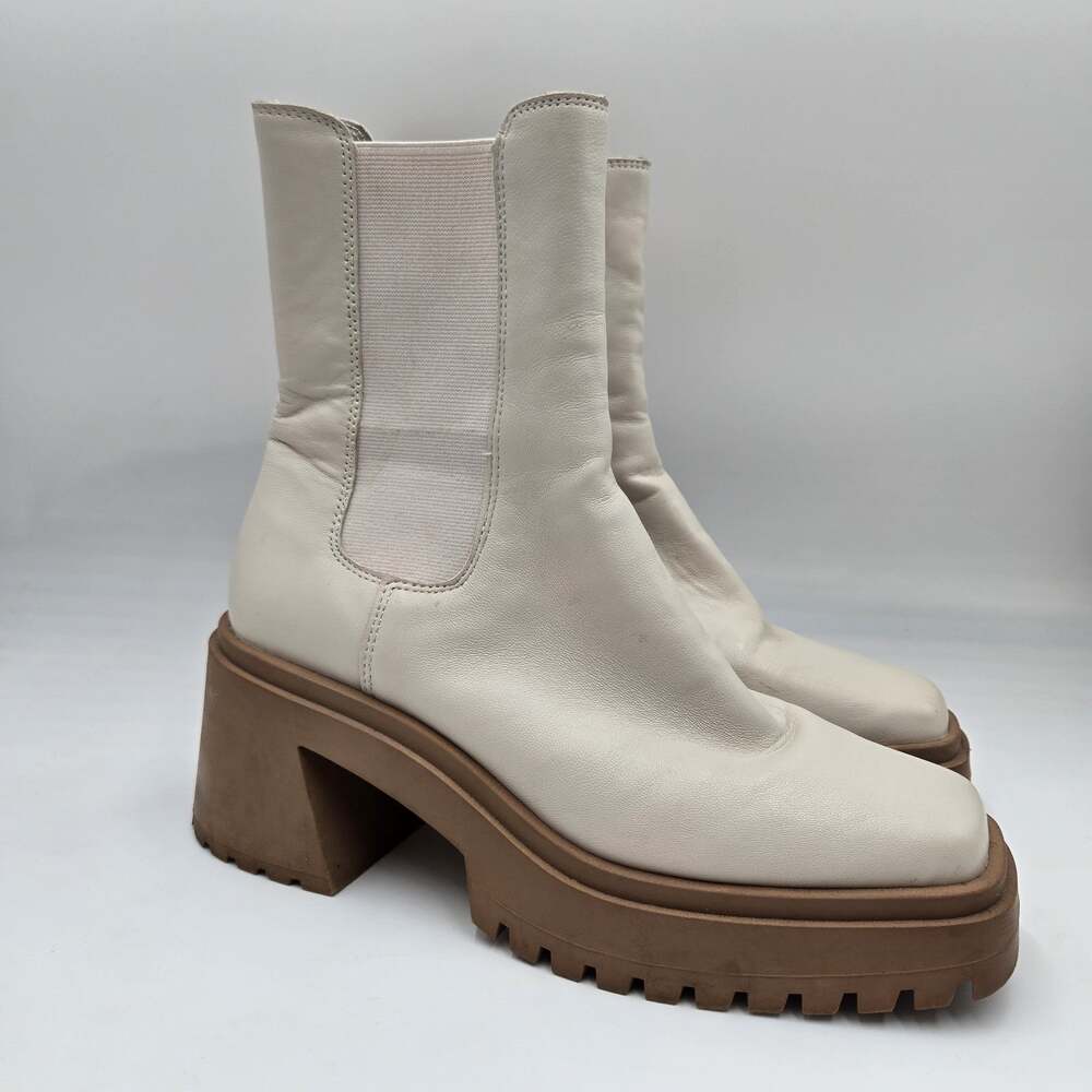 Steve Madden Fynn Bone Cream Leather Size 9 Lugsole Boot Ankle Boot Chelsea